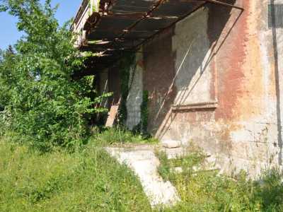 Al mulino per� non � possibile accedere: nel corso dei decenni, a causa dei tanti furti e atti di vandalismo, gli eredi hanno fatto murare con mattoni ogni entrata, celando per sempre le sue meraviglie o quel che ancora ne restava